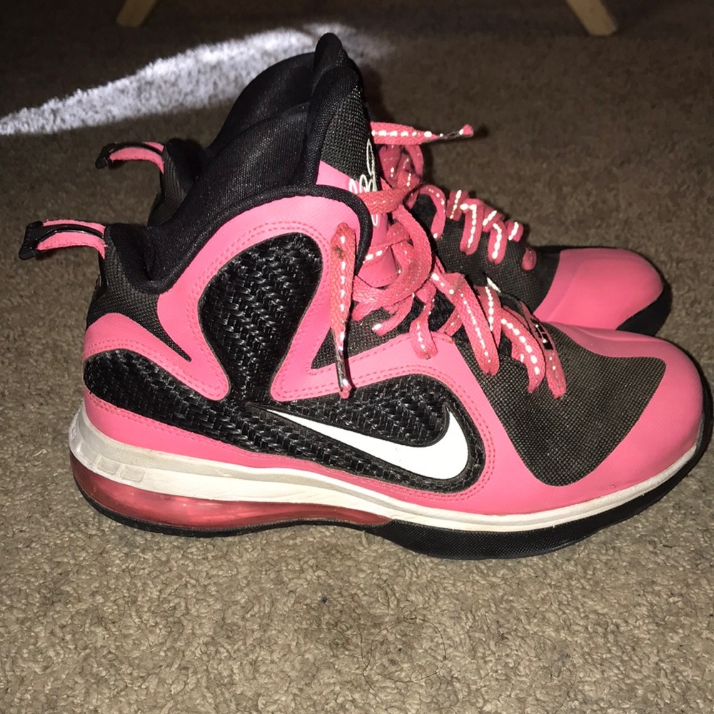 Lebron 9 - Picture 2 of 4